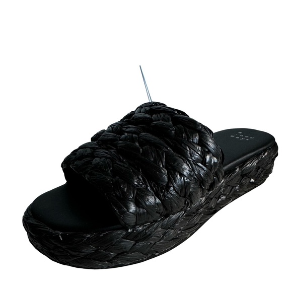 Slide Sandals Sz 6 - Picture 5 of 12